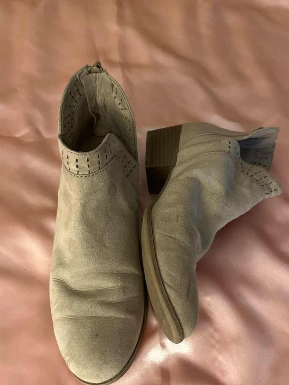 Arizona Jean Company Light Taupe Suede Ankle Booties